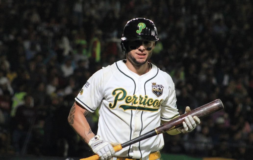Firma Danny Ortiz por quinta temporada con Pericos de Puebla Danny Ortiz