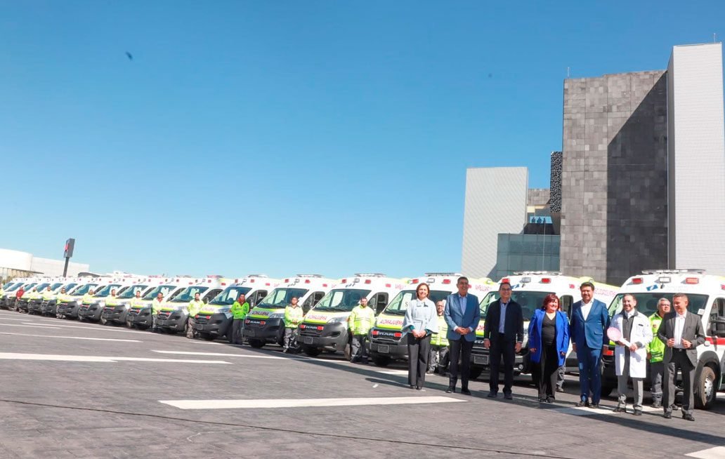 Entrega gobierno de Puebla 23 ambulancias, mastógrafos, aparatos ortopédicos y auxiliares auditivos Entrega gobierno de Puebla 23 ambulancias, mastógrafos, aparatos ortopédicos y auxiliares auditivos