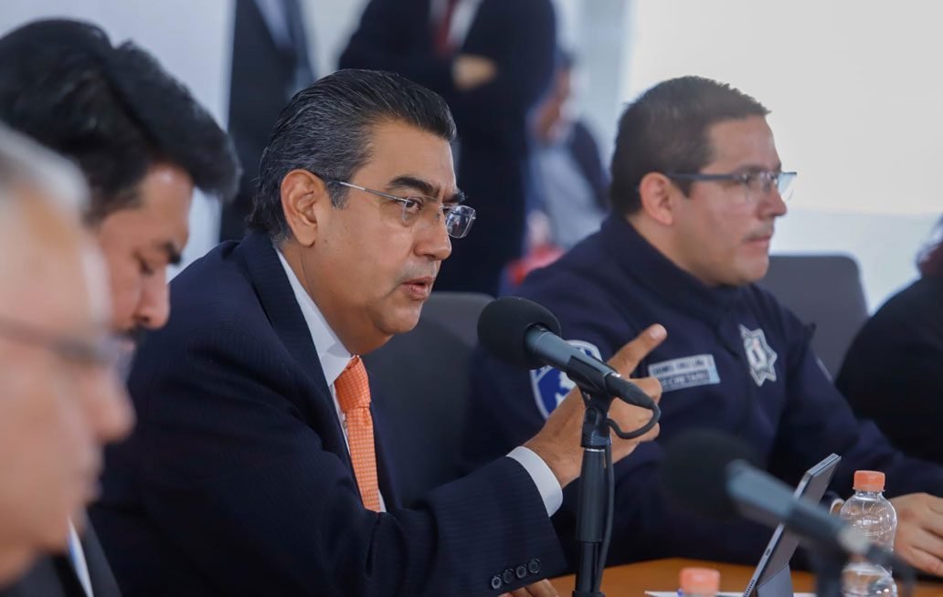 En Puebla, garantizada la libertad de expresión; condenables los actos violentos: gobernador
