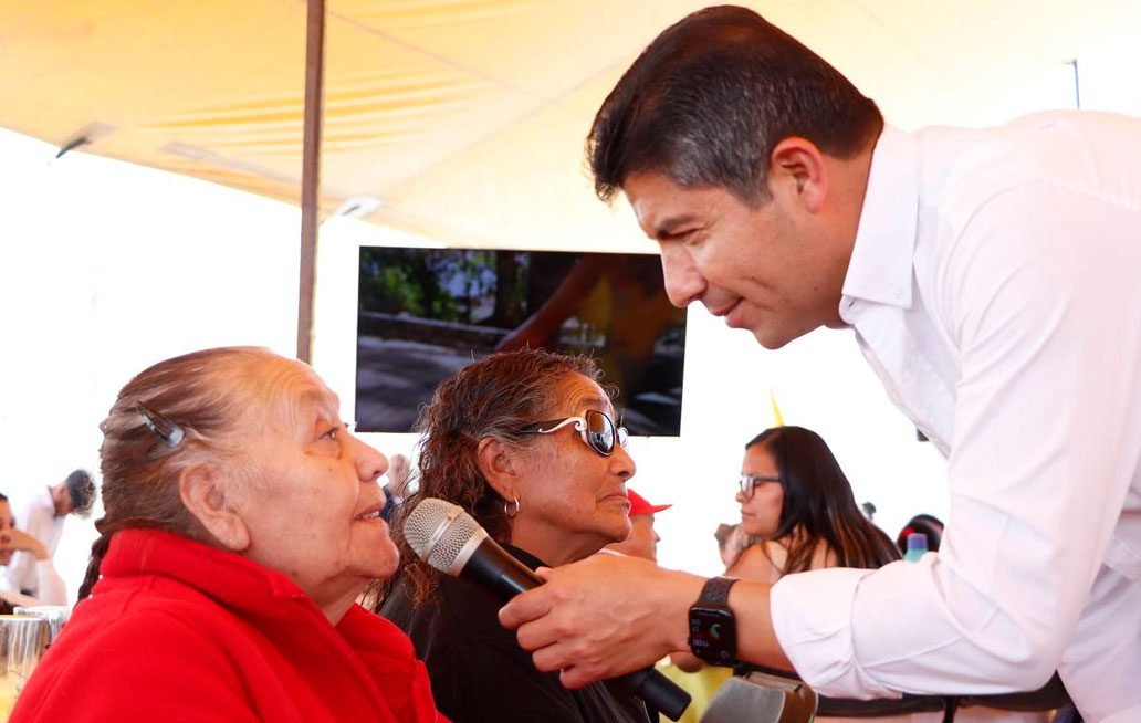 Rivera ocupa más de 15 horas de charlas y traslados para visitar cinco municipios