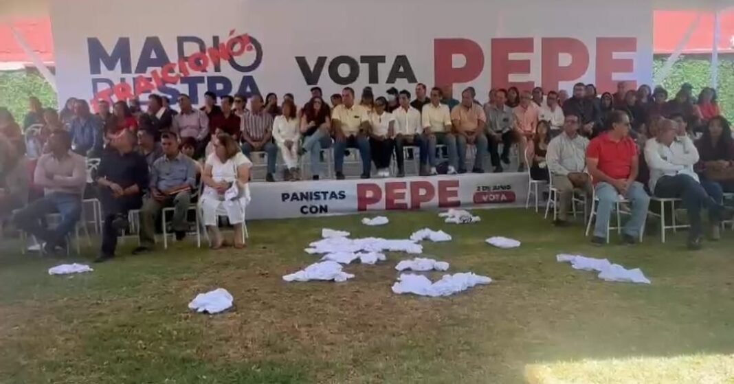 Mario Riestra traicionó a Mondragón, Moreno Valle y Gali: Giles