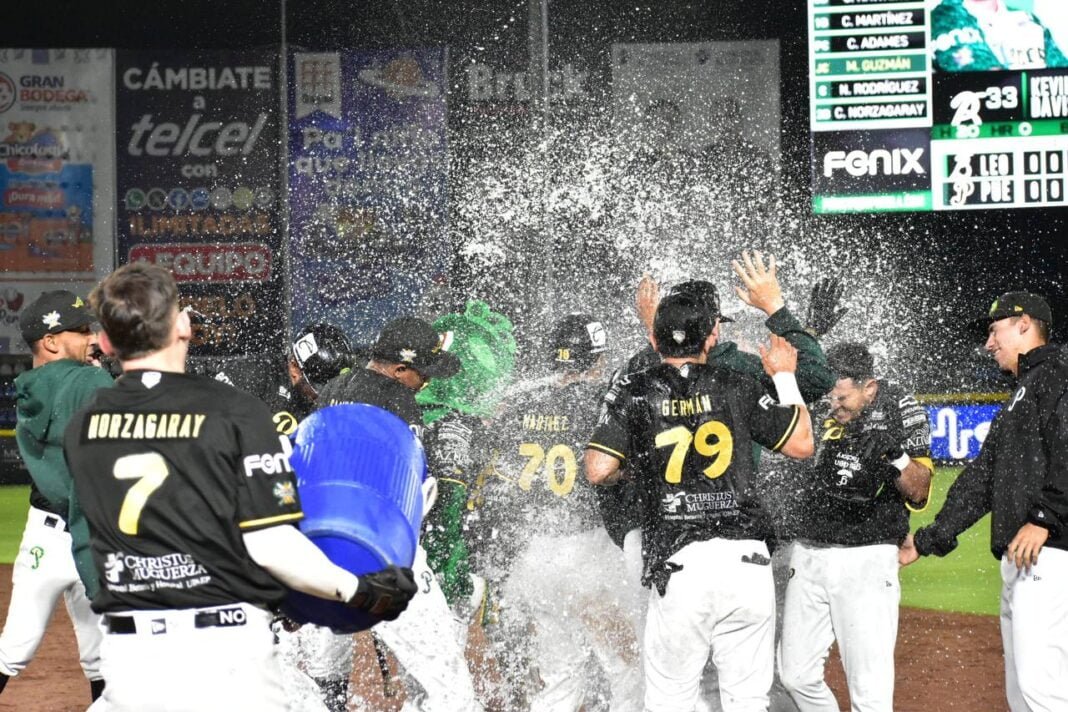 Pericos de Puebla gana el primero de la serie ante Bravos de León Pericos de Puebla gana el primero de la serie ante Bravos de León