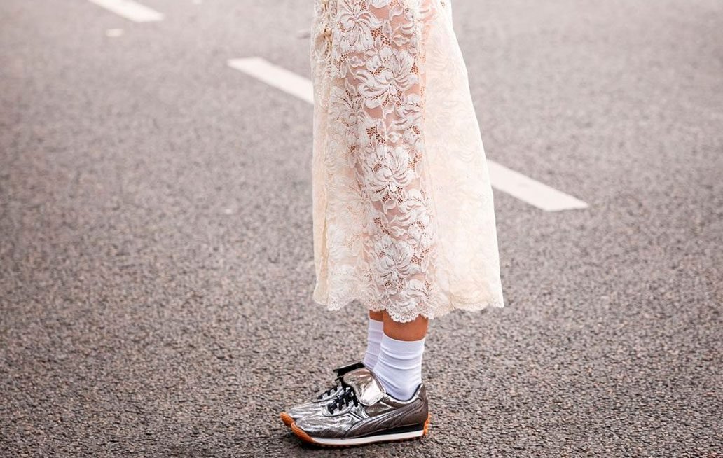 La falda de encaje será tu pieza favorita de primavera: tips para llevarla