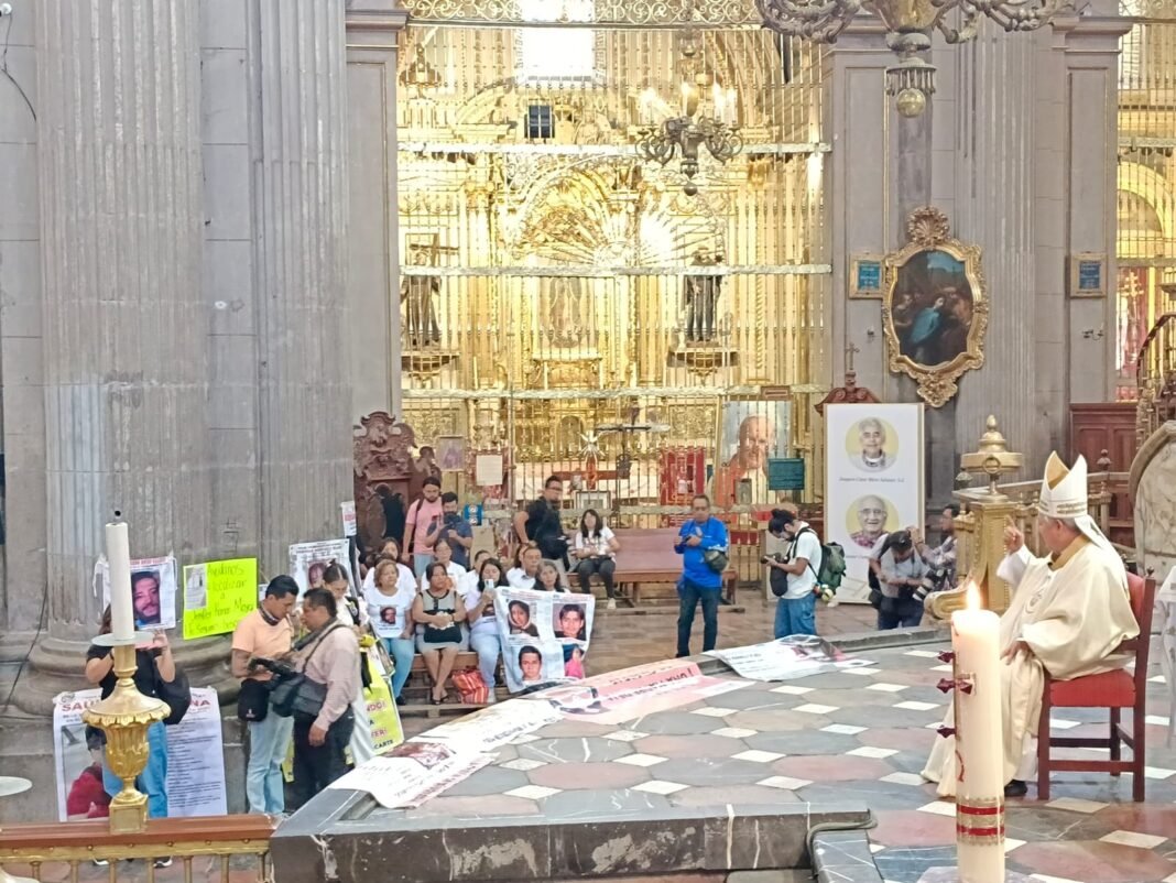 Arzobispo de Puebla ofreció misa por Madres desaparecidas y Madres Buscadoras