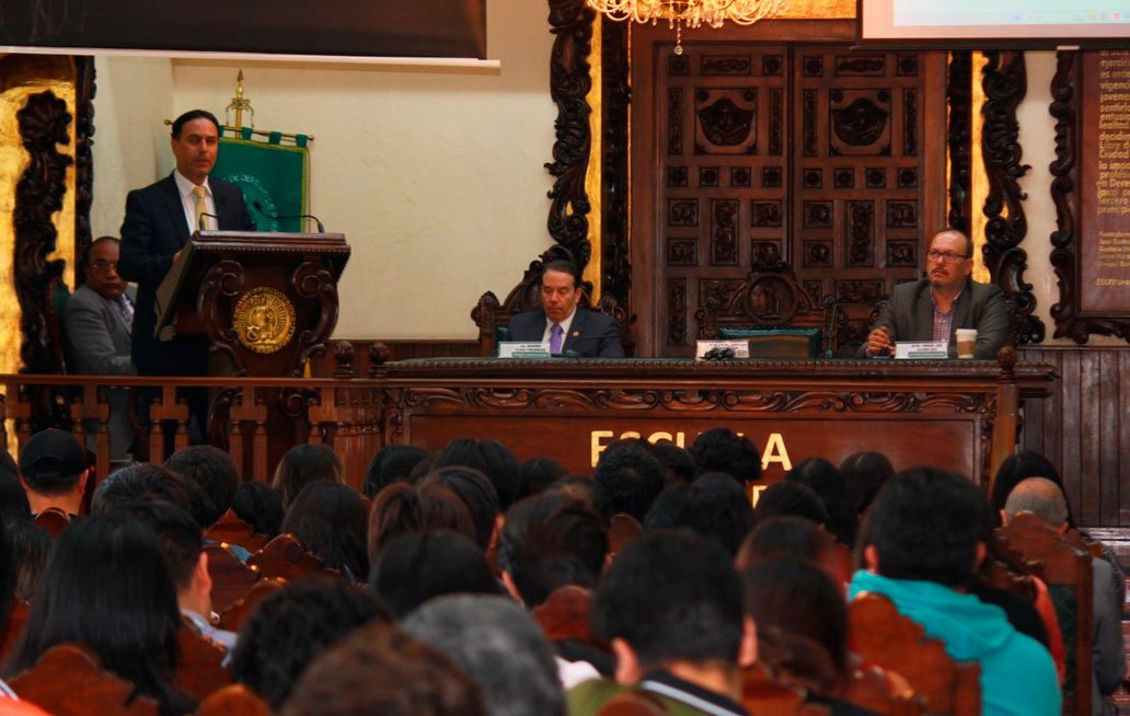 Analiza el magistrado Juan Carlos Zamora los retos del poder Judicial de la Federación