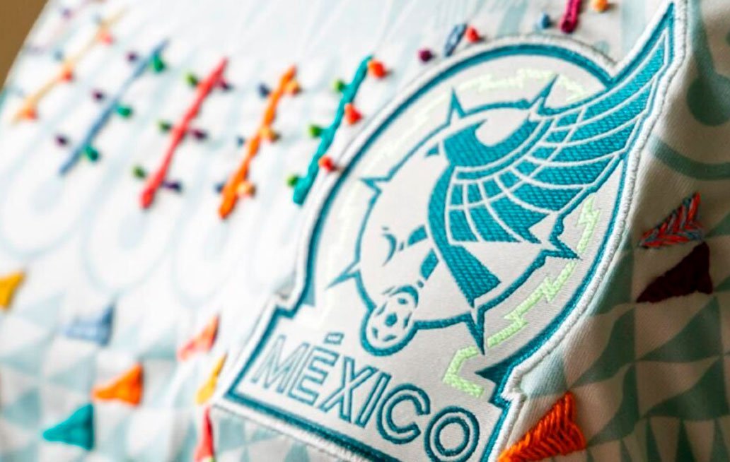 Artesanas de Puebla dan toque especial a los uniformes de la selección mexicana