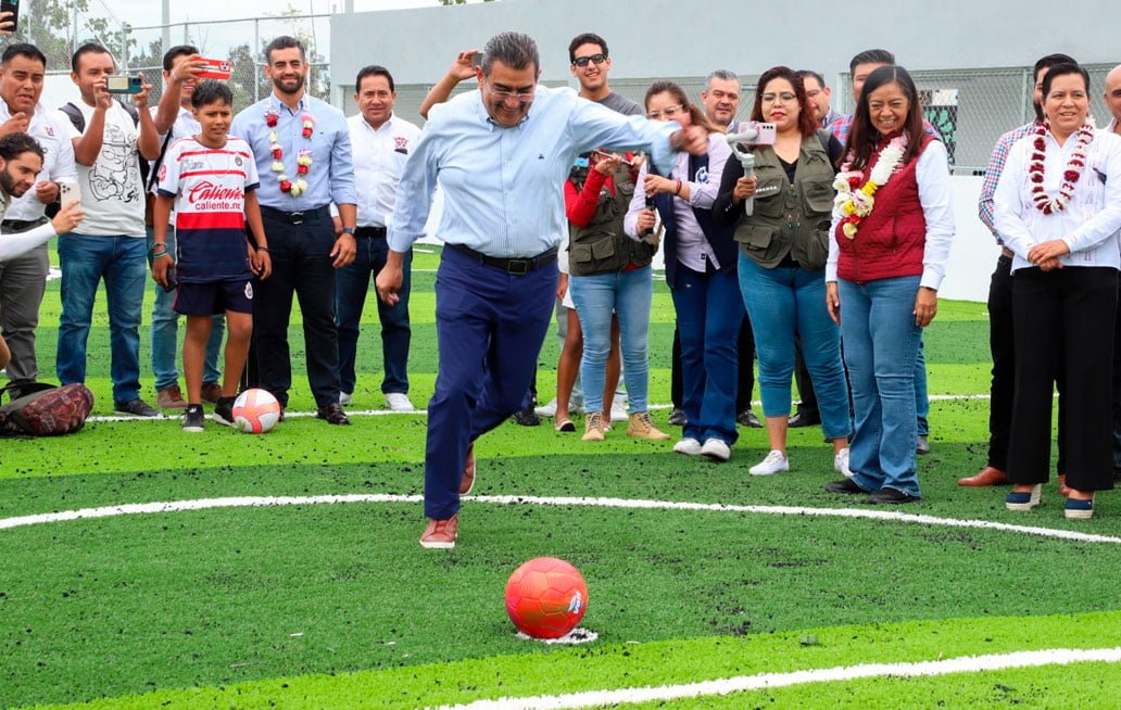Entrega gobierno de Puebla la construcción del multideportivo Homex en Atlixco