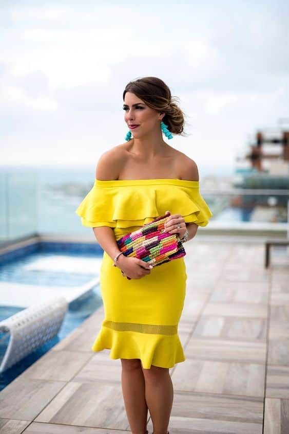 Vestido amarillo strapless