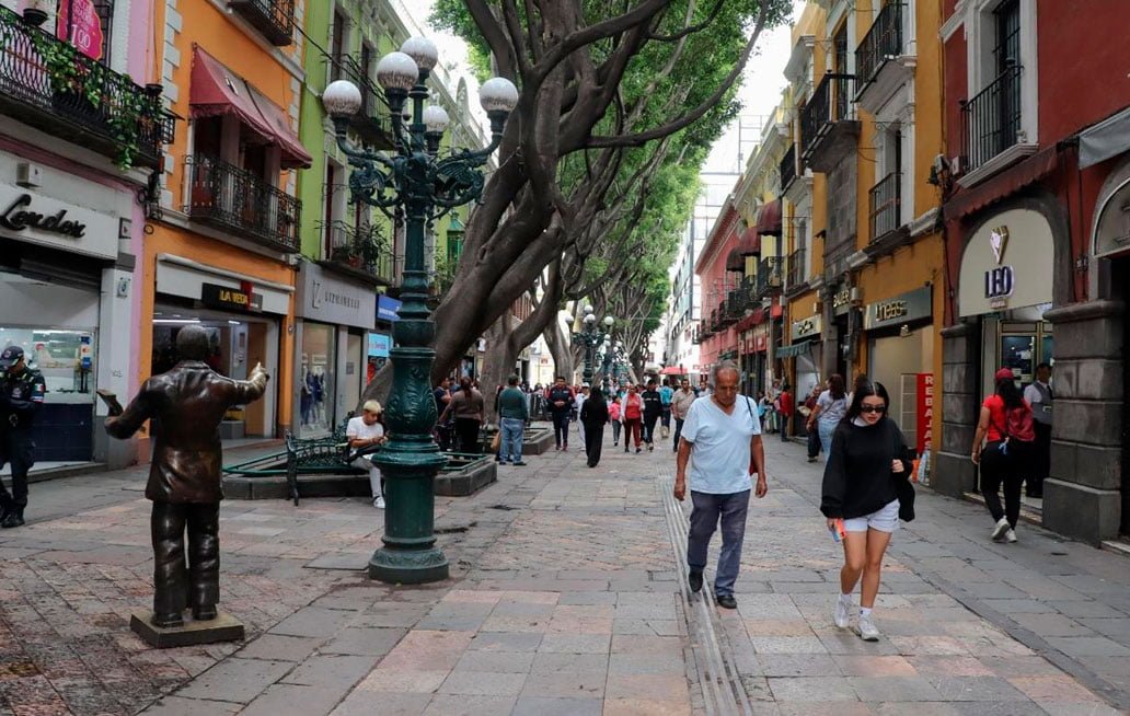 Ayuntamiento de Puebla mantiene operativos para la inhibición del comercio informal