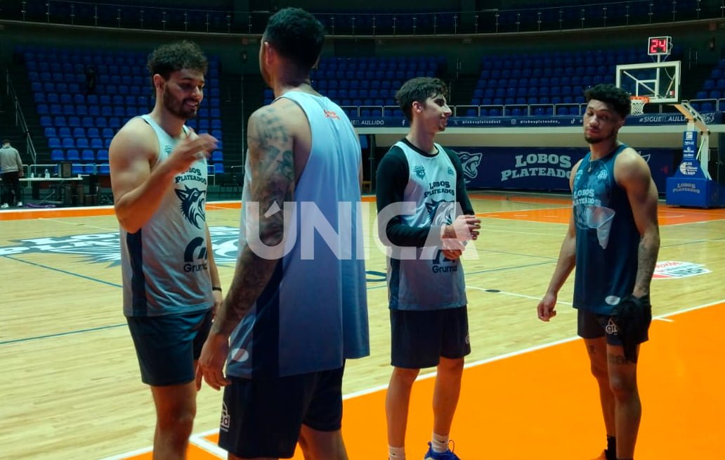 Lobos Plateados aúllan desde la Arena BUAP para iniciar la temporada 2024