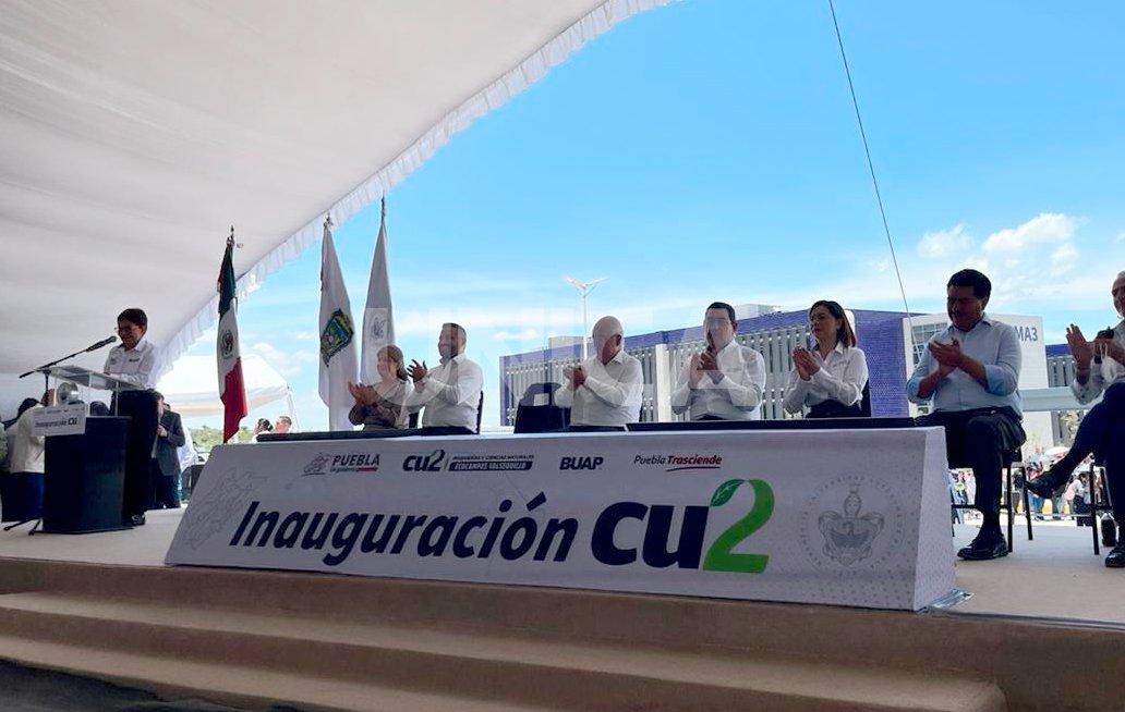 Rectora y gobernador inauguran primera etapa CU2