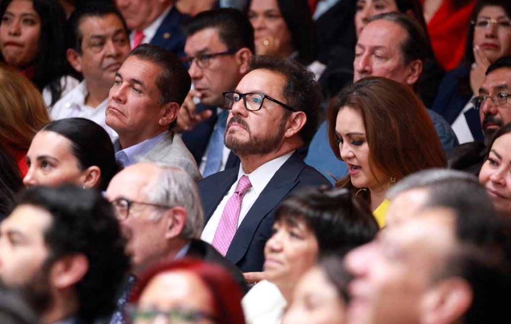 Celebra Mier que México tenga por primera vez a una mujer presidenta