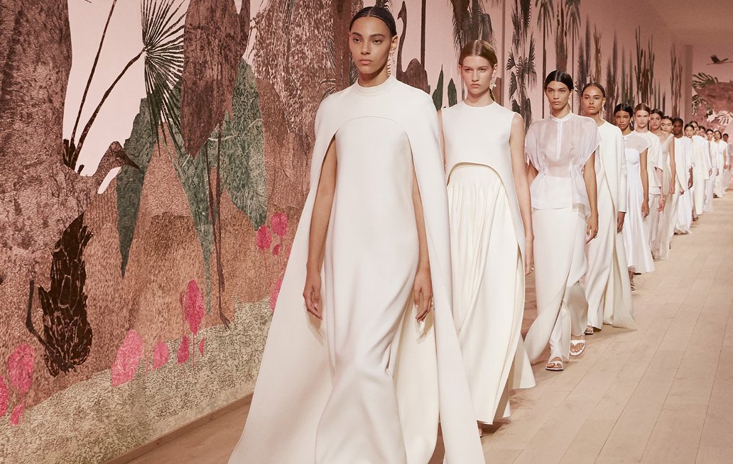 Dior 2025: poder y elegancia en movimiento