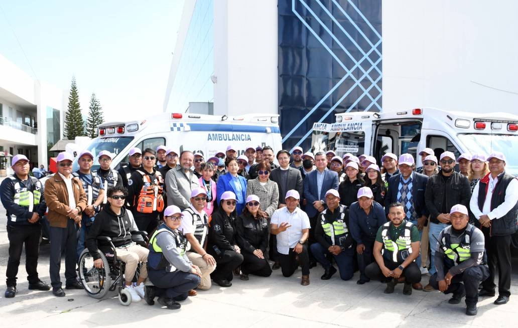 Mejora BUAP la movilidad y atención médica de los universitarios