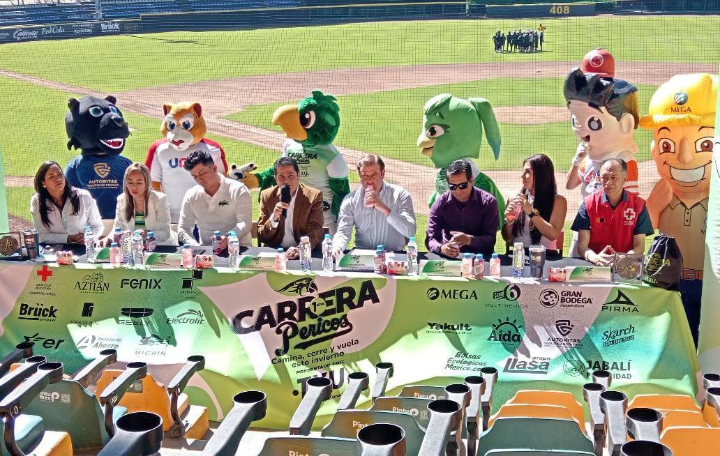 Carrera Pericos de Puebla, con salida y meta en el campo del estadio Hermanos Serdán
