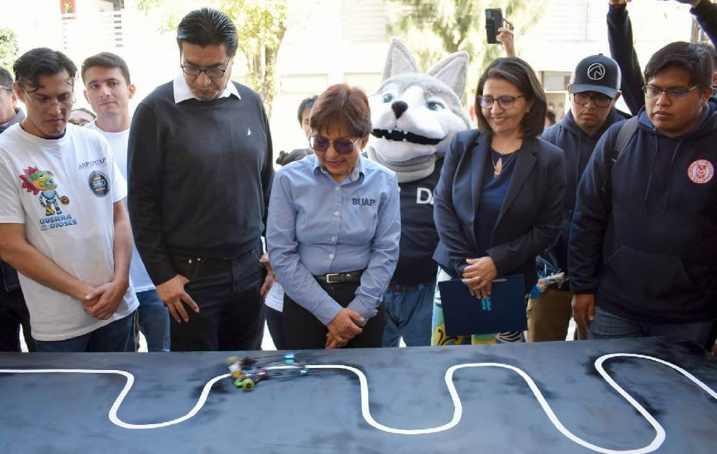 Más de 300 equipos participaron en el Torneo Nacional de Robótica “Guerra de Dioses” mas de 300 equipos