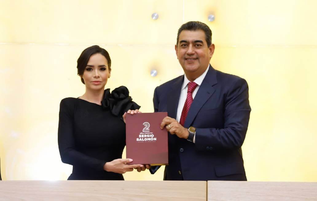 presenta II informe como gobernador