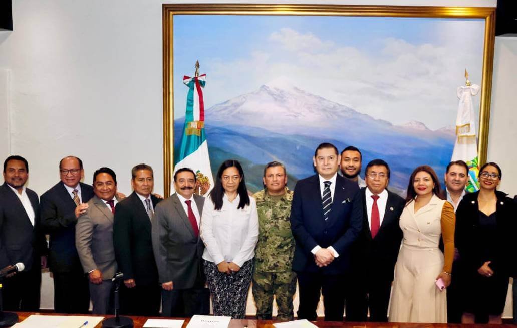 Rinde protesta Humberto Aguilar Viveros como secretario del CECSNSP en Puebla