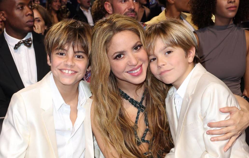 Shakira apoya el emprendimiento de su hijo Sasha