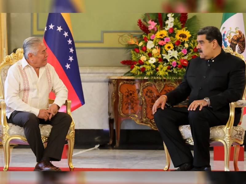 Leopoldo de Gyvés de la Cruz y NICOLAS MADURO 