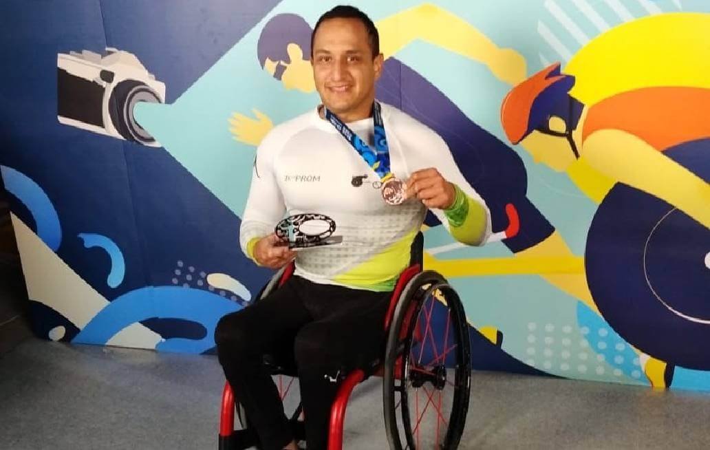 Conquista poblano dos medallas en el Grand Prix de Para Atletismo Dubái 2025