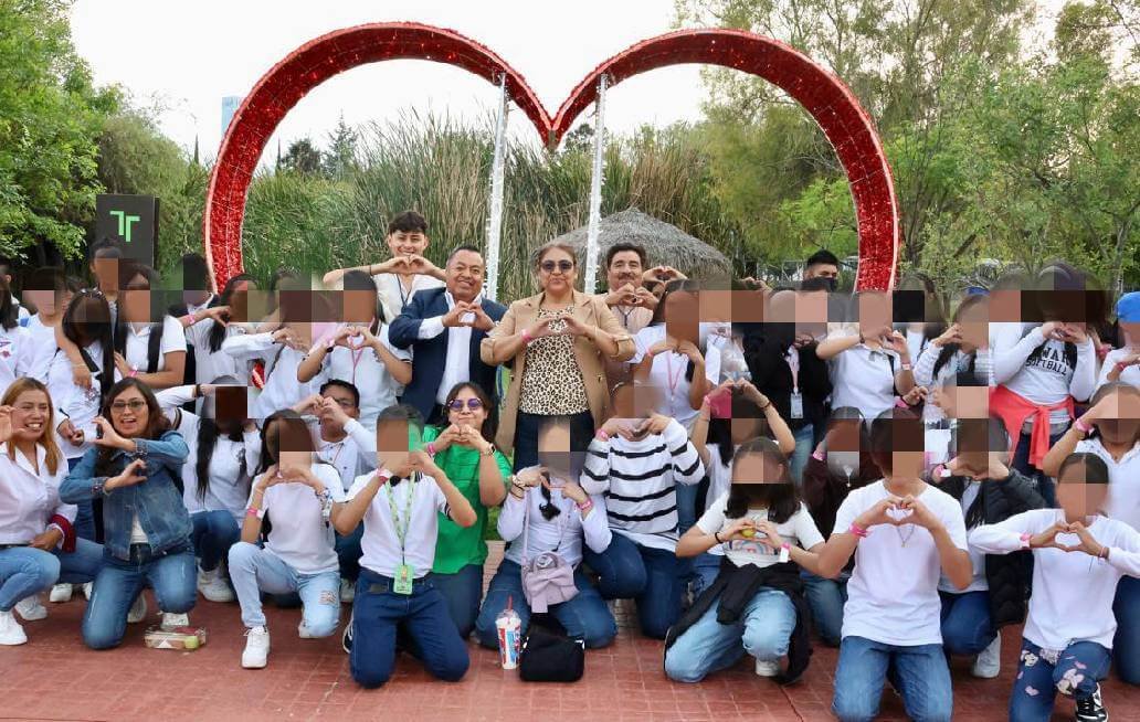 Más de 15 mil personas han disfrutado el Festival del Amor en el Jardín del Arte