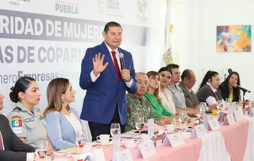 Acuerda gobierno de Puebla estrategia coordinada de seguridad con mujeres empresarias