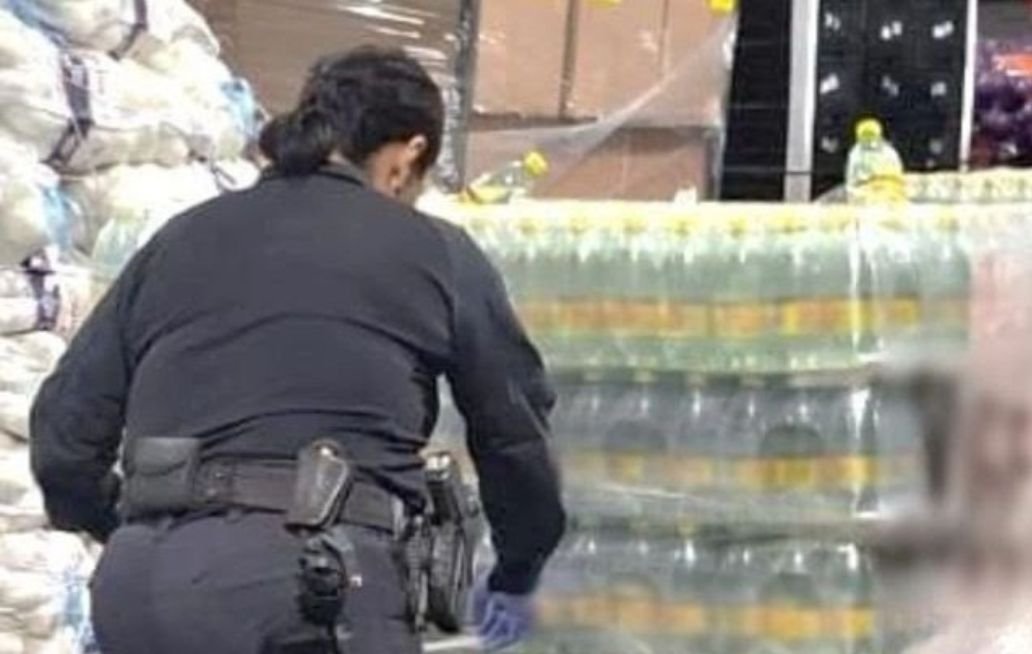 Detectan droga en botellas de agua