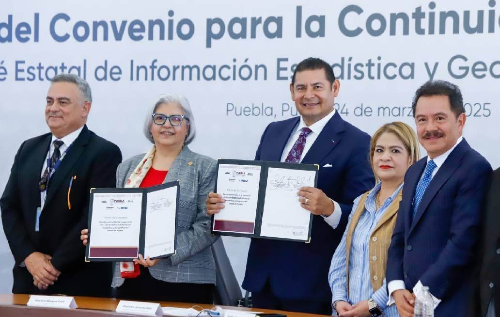 Puebla e INEGI acuerdan generar información que se traduzca en acciones de gobierno Puebla e INEGI acuerdan generar información que se traduzca en acciones de gobierno