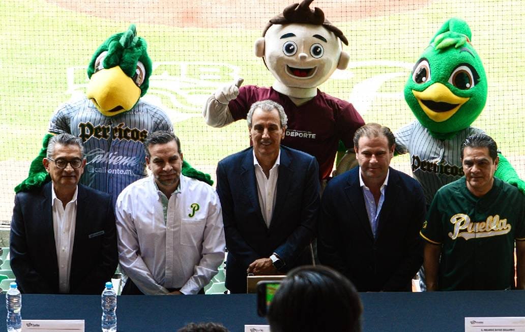 Firman convenio de colaboración el IMDP y el Club Pericos de Puebla