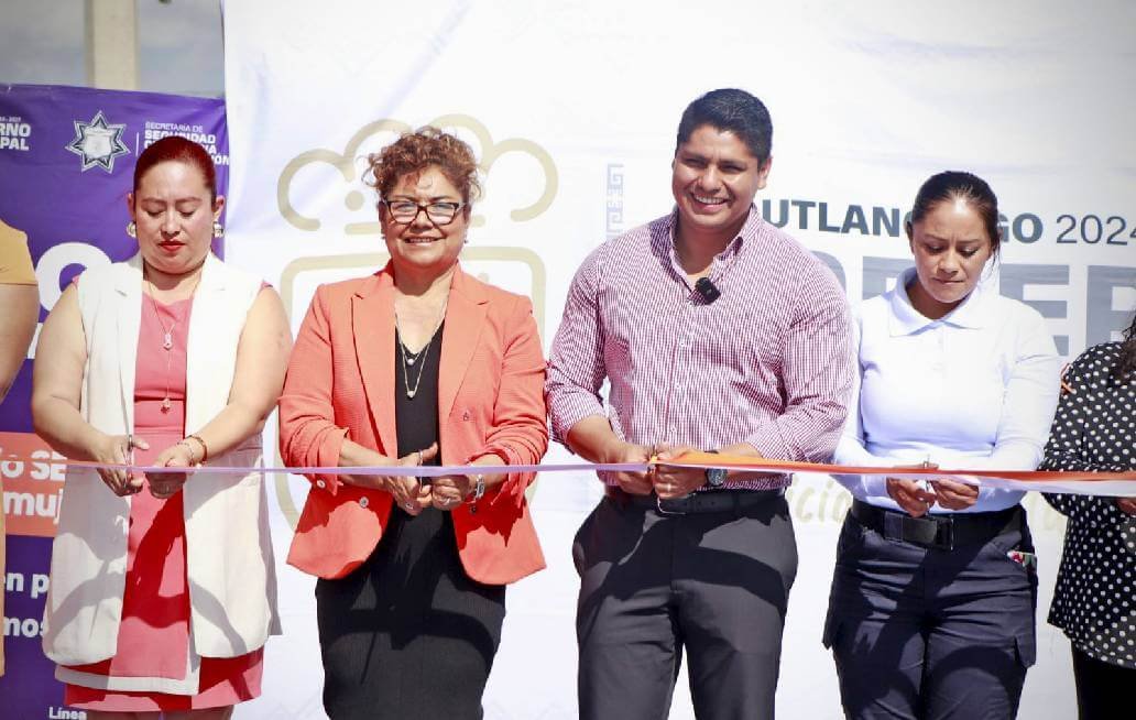 Pone en marcha Omar Muñoz primer “Arco Naranja” en Cuautlancingo Pone en marcha Omar Muñoz primer “Arco Naranja” en Cuautlancingo