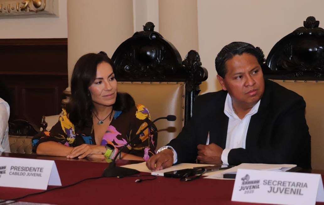 Con “Cabildo Juvenil”, Gobierno de la Ciudad fortalece cercanía con jóvenes Con “Cabildo Juvenil”, Gobierno de la Ciudad fortalece cercanía con jóvenes
