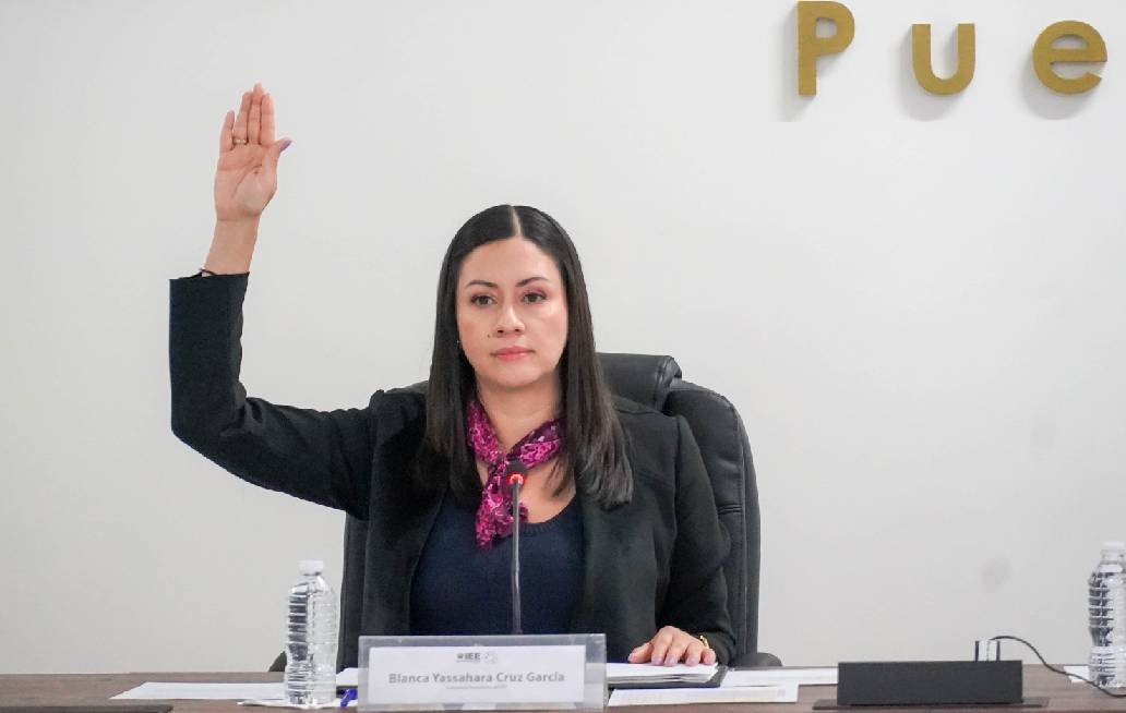 Cumple el IEE Puebla con resolutivos del INE contra partidos políticos