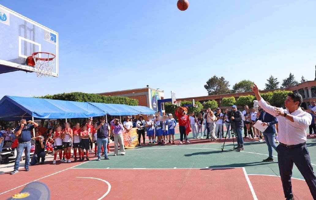 El deporte transforma la realidad de los niños, adolescentes y de la comunidad en general: Omar Muñoz