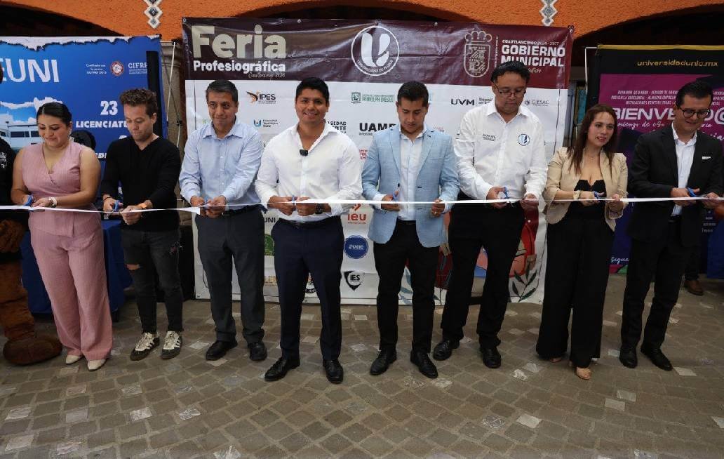 Inaugura Omar Muñoz “Primera Feria Profesiográfica” en Cuautlancingo