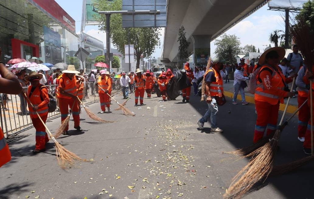 Participó OOSL en el Desfile del 5 de Mayo con operativo especial de limpieza