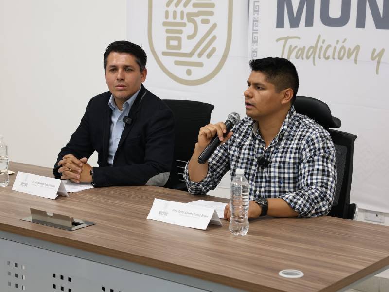 el edil explico que de manera