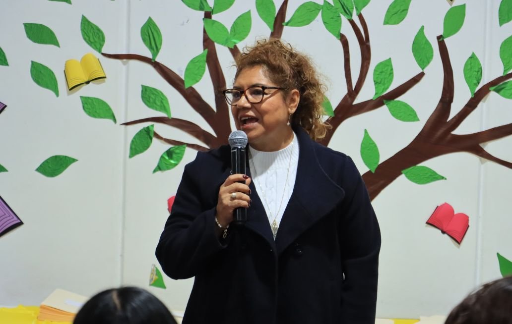 Encabeza Tere Alfaro cierre de los talleres “Dando Sonrisas a mi Alrededor” Encabeza Tere Alfaro cierre de los talleres “Dando Sonrisas a mi Alrededor”