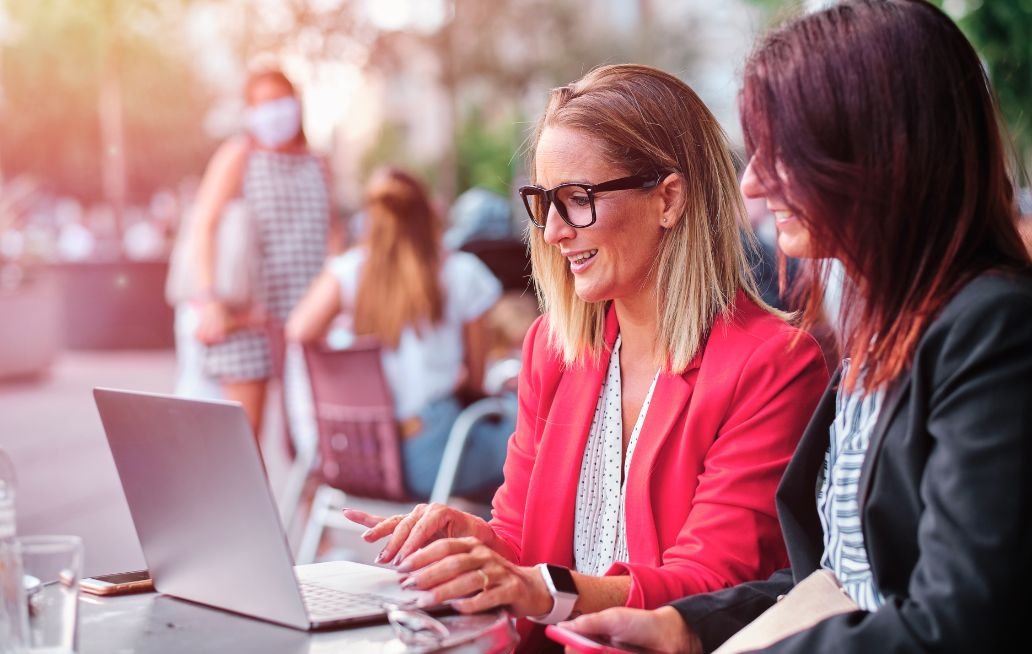 Empresarias ante la Recesión: Obstáculos y oportunidades para resistir y renacer