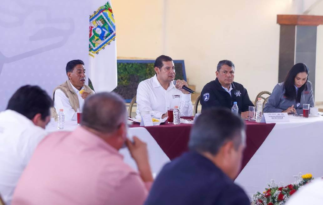 Trabajo comunitario incluye al pueblo en el desarrollo regional: Armenta Trabajo comunitario incluye al pueblo en el desarrollo regional: Armenta