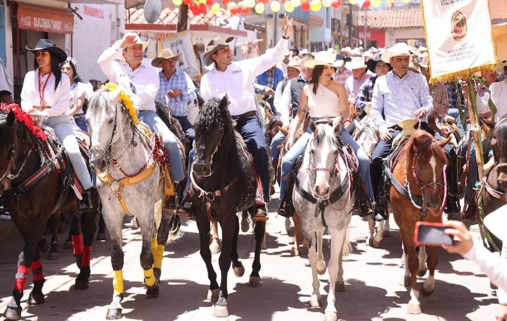 Chignahuapan vive tradiciones con seguridad: Armenta