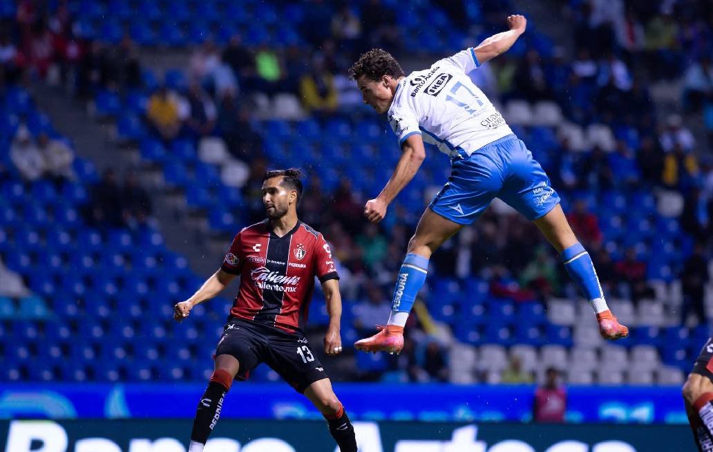 Club Puebla cae ante los Rojinegros del Atlas en el inicio del Torneo Apertura 2025