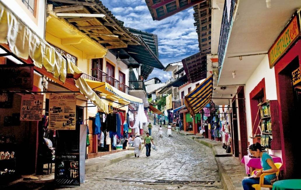 Invitan a recorrer patrimonio de Cuetzalan en caminata segura