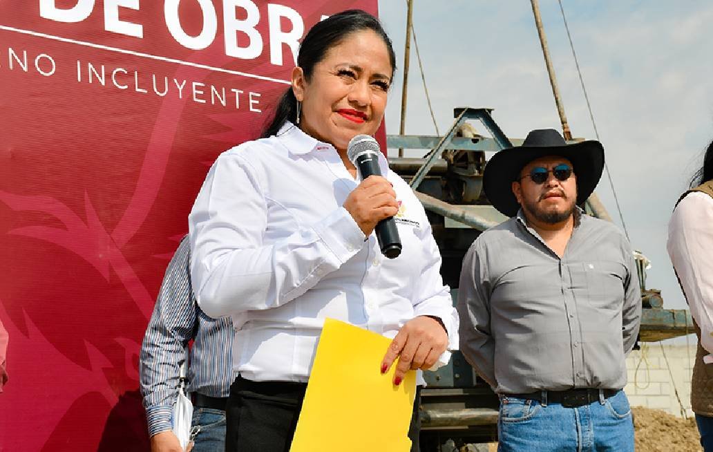 Es regidora por ser hija de.. Lupita Daniel