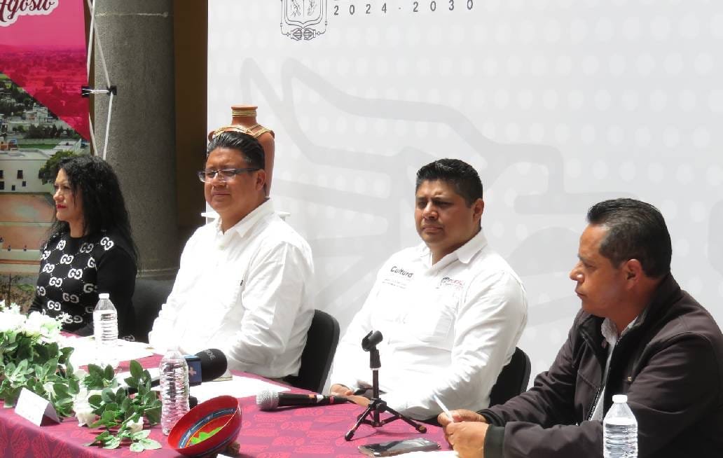 Presentan Feria Patronal de Acajete 2025 Presentan Feria Patronal de Acajete 2025