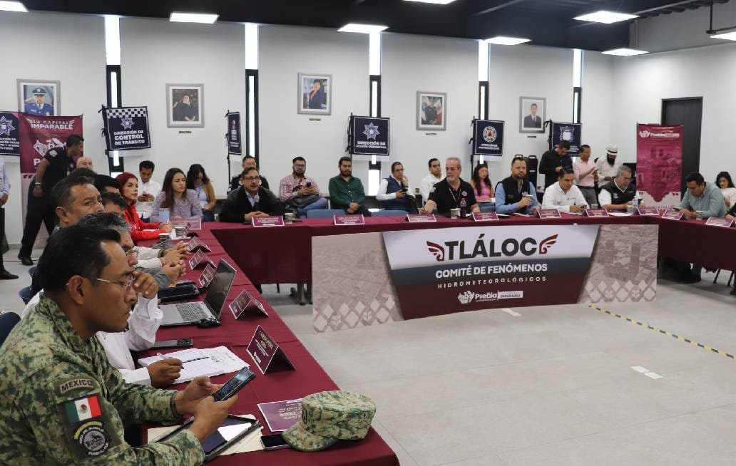 Prevención activa y respuesta oportuna para una ciudad en orden en temporada de lluvias: Comité Tláloc Prevención activa y respuesta oportuna para una ciudad en orden en temporada de lluvias Comité Tláloc