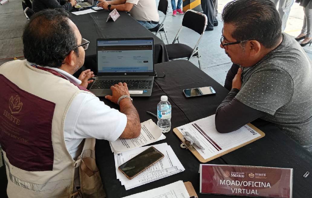 Realiza ISSSTE Puebla Audiencia Ciudadana con módulo itinerante en el INE