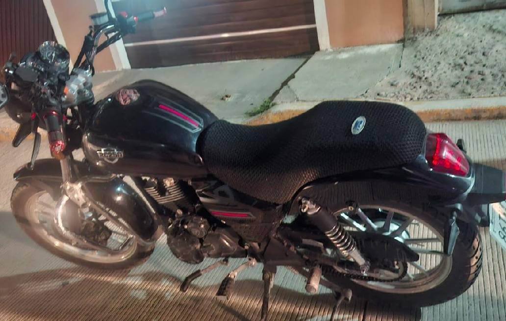 SSCyPC de Cuautlancingo recupera motocicleta con reporte de robo