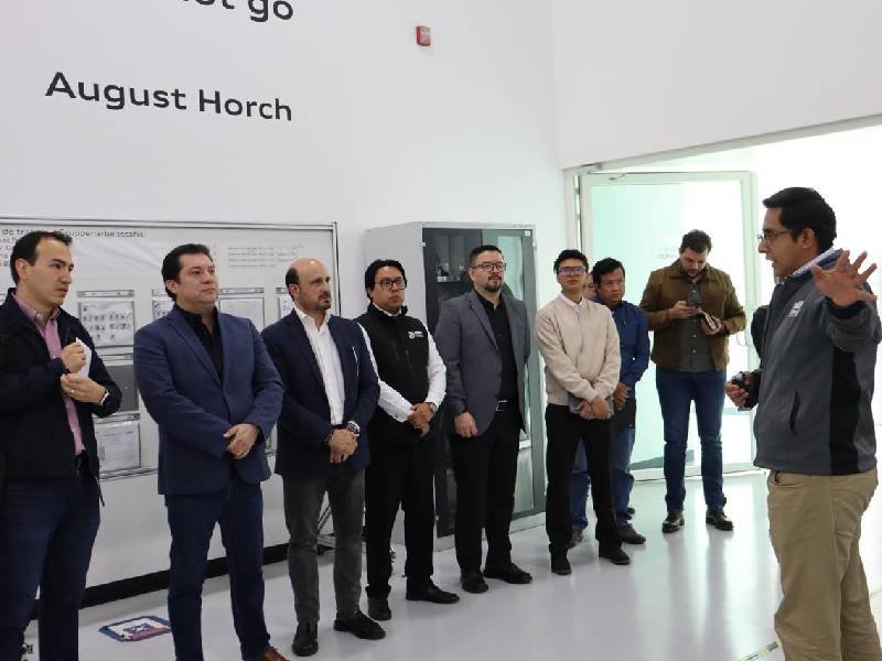 durante esta visita el rector