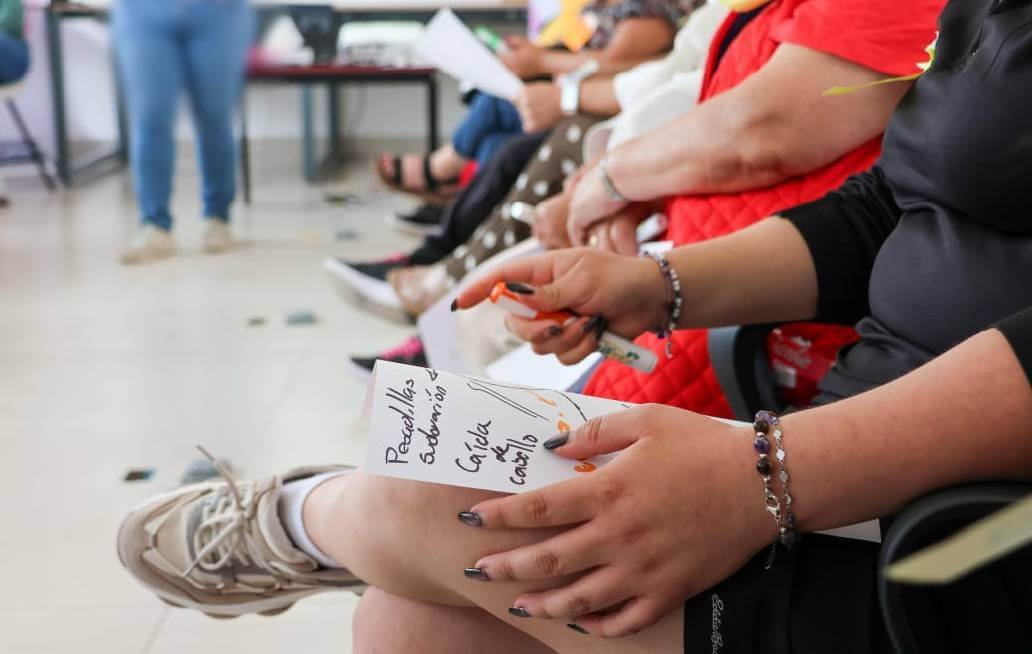En Casas Carmen Serdán SEDIF implementa talleres para prevenir violencia de género
